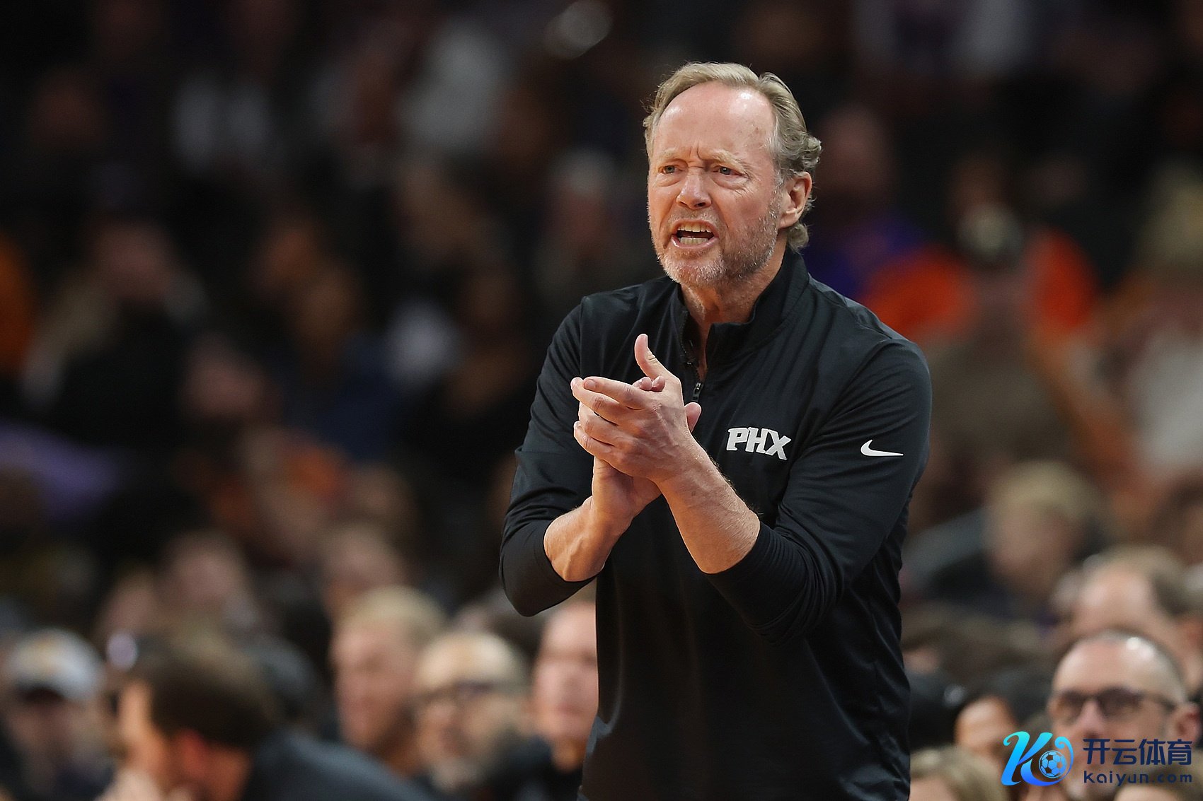 😩这谁挡得住 掷中率66.7%！太阳上半场三分21中14